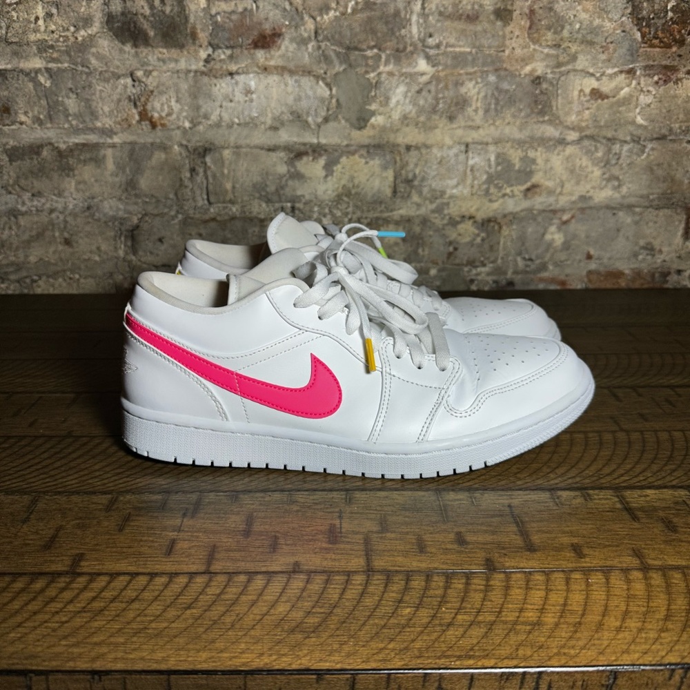 Jordan 1 Low Multicolor Swoosh